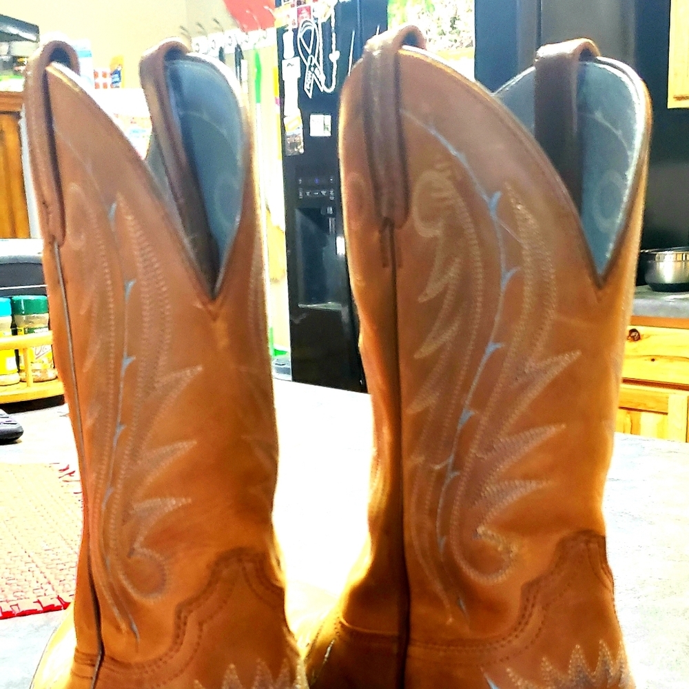 Round Up Square Toe Western Boot